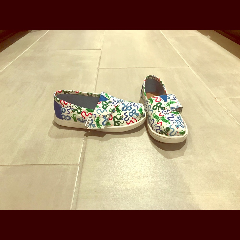 Brand New, Never Worn Toddler Boy Toms